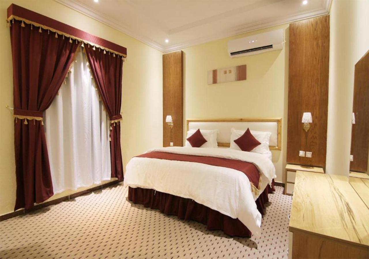 هذا منزلى الحمراء Riyadh Eksteriør billede