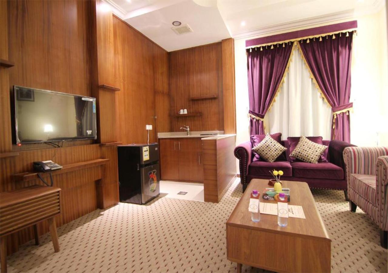 هذا منزلى الحمراء Riyadh Eksteriør billede