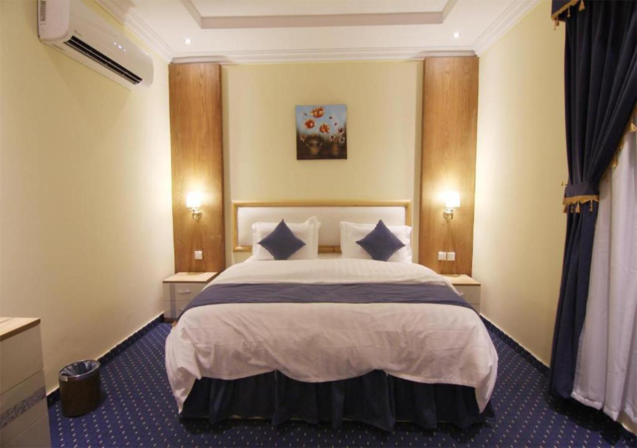 هذا منزلى الحمراء Riyadh Eksteriør billede
