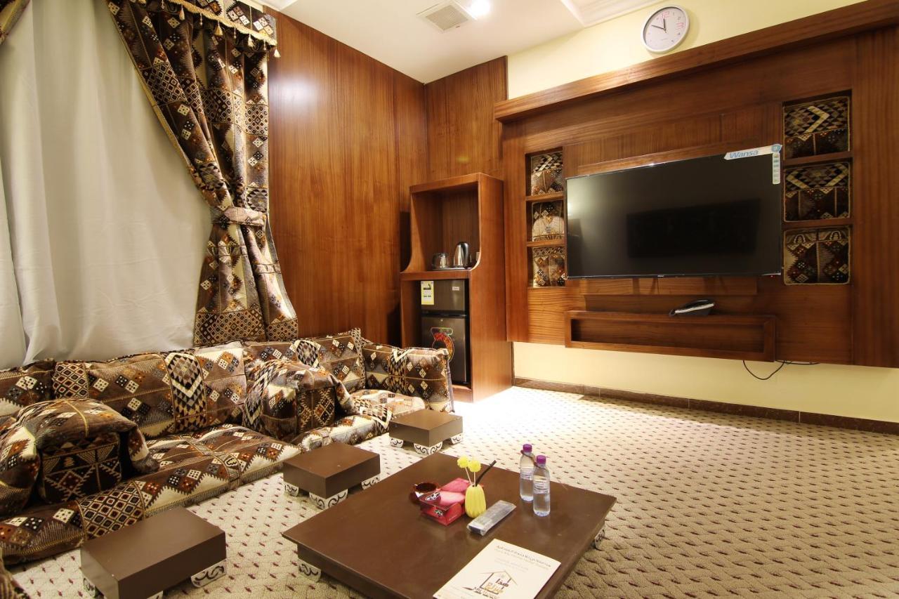 هذا منزلى الحمراء Riyadh Eksteriør billede