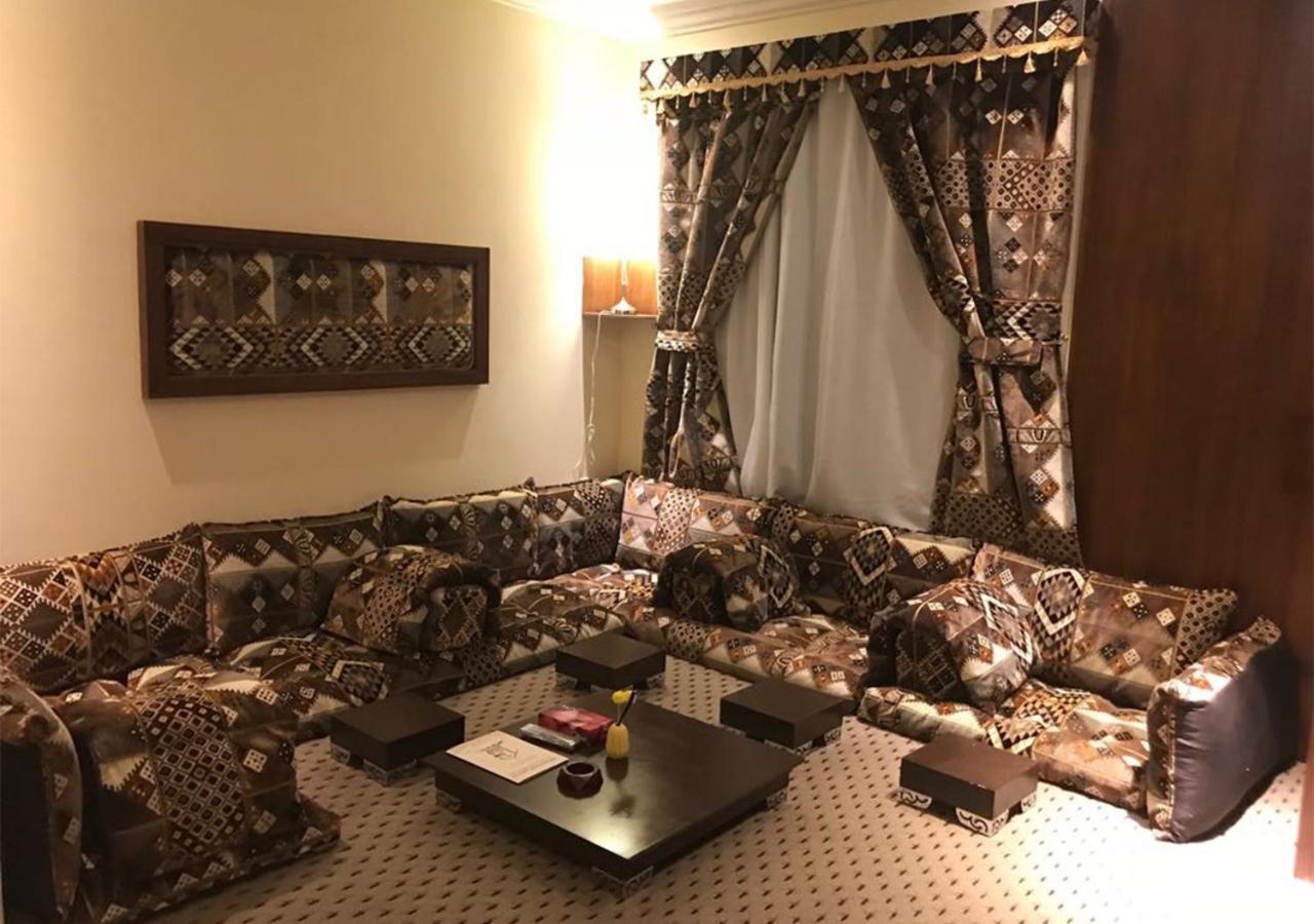 هذا منزلى الحمراء Riyadh Eksteriør billede