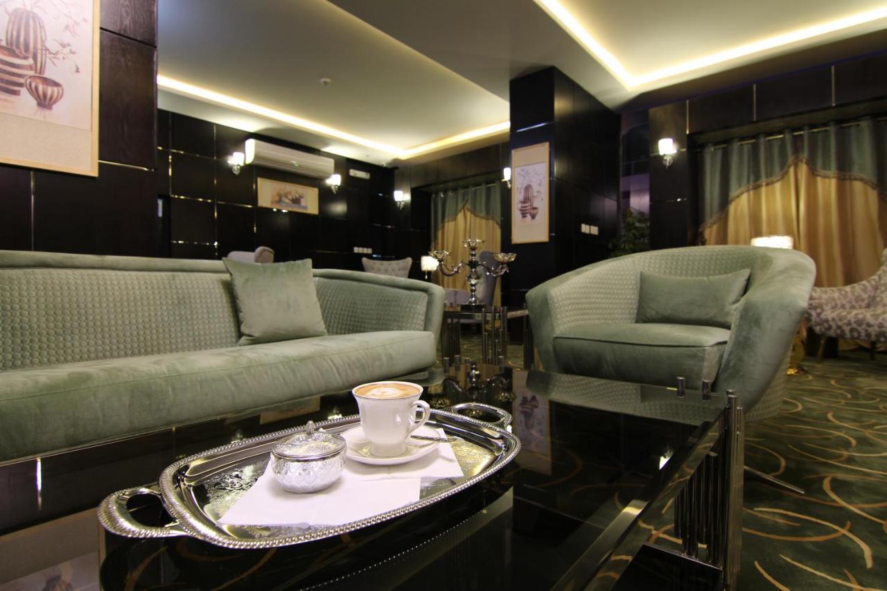 هذا منزلى الحمراء Riyadh Eksteriør billede